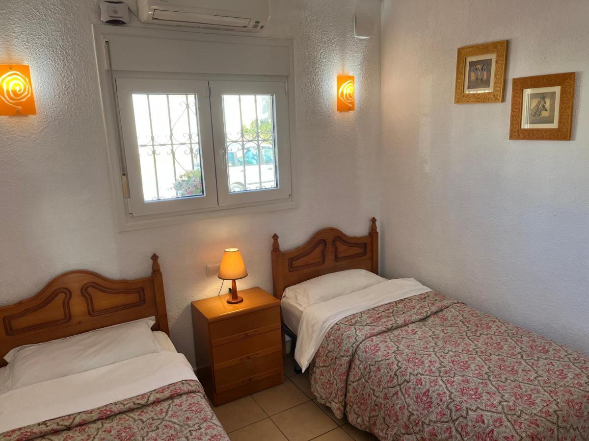 Delightful Burriana House With Magnificent Beach & Sea Views. Nerja Luaran gambar